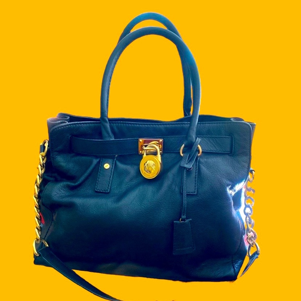Michael Kors Bag Large leather Hamilton black gold